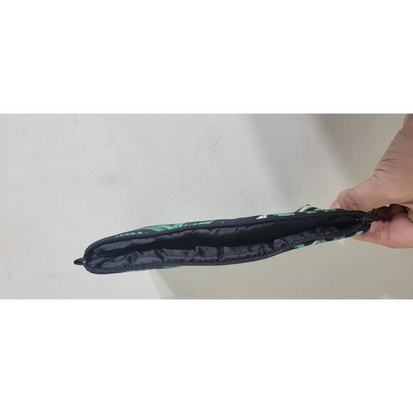 Marijuana Print Makeup Bag or Small Pouch Traveling Bag Stoner Stuff Bag NWOT - Picture 3 of 4